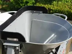 Feeding inlet